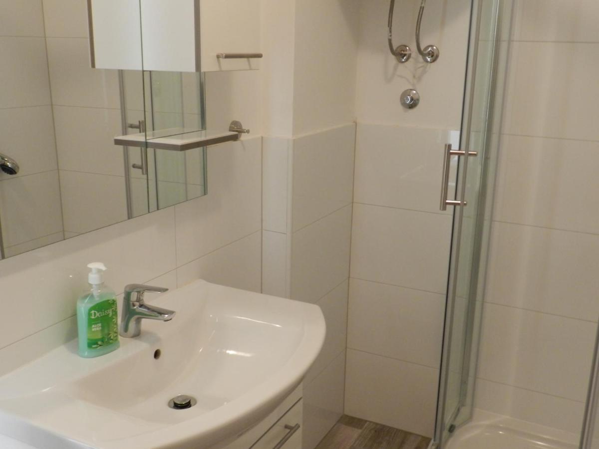 Diamant Apartments Baska Voda Luaran gambar
