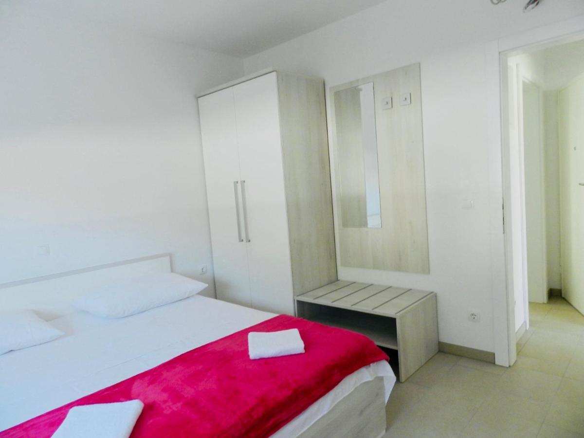 Diamant Apartments Baska Voda Luaran gambar