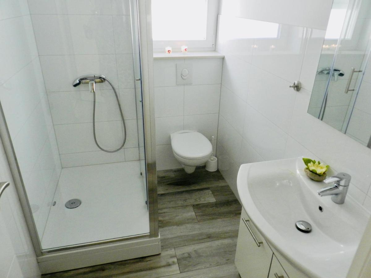 Diamant Apartments Baska Voda Luaran gambar