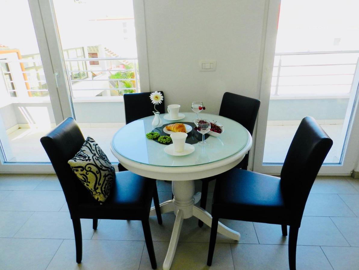 Diamant Apartments Baska Voda Luaran gambar