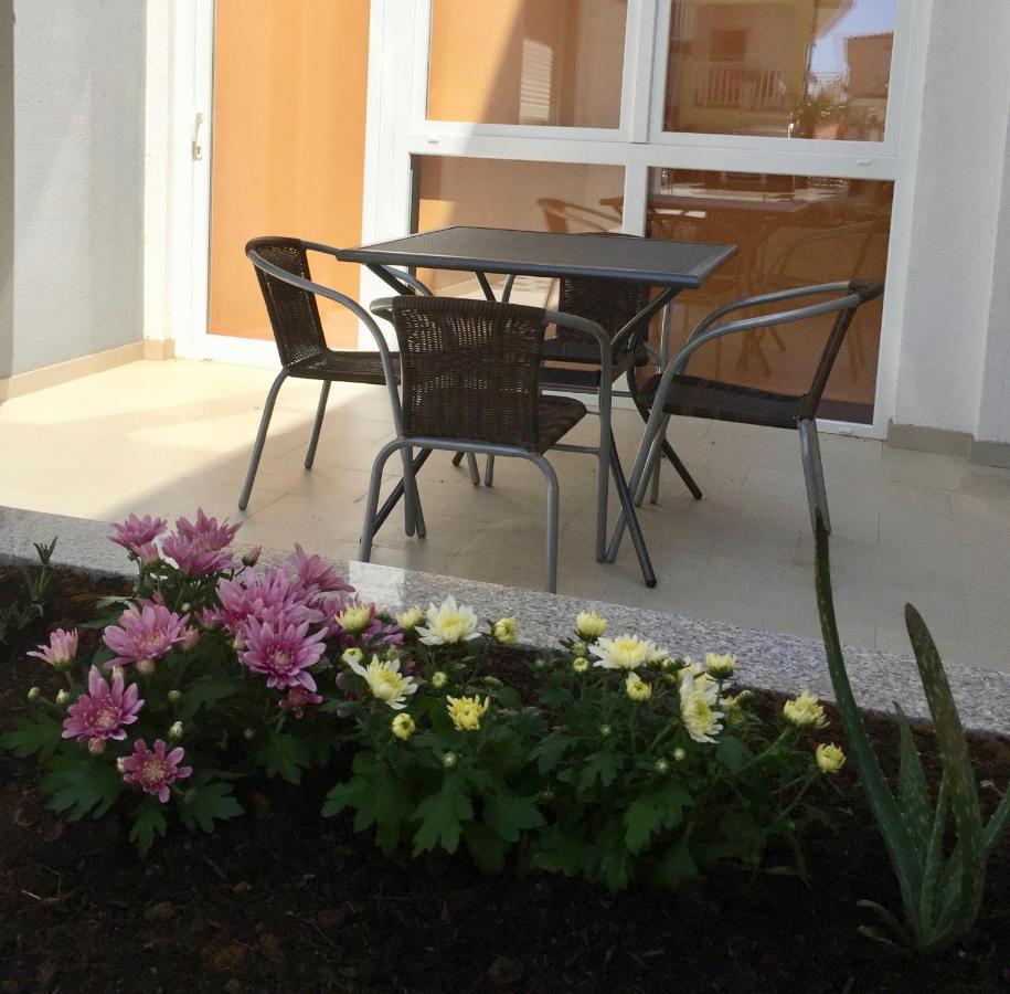 Diamant Apartments Baska Voda Luaran gambar